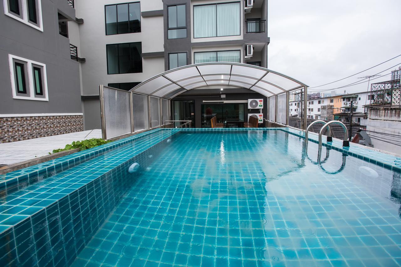 Triple B Boutique Residence Si Racha Exteriör bild