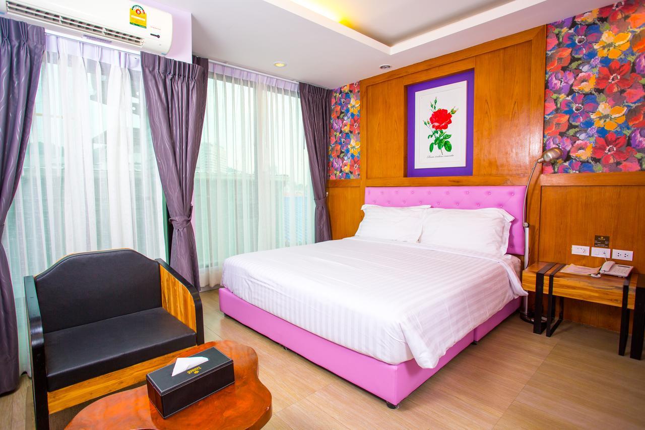 Triple B Boutique Residence Si Racha Exteriör bild