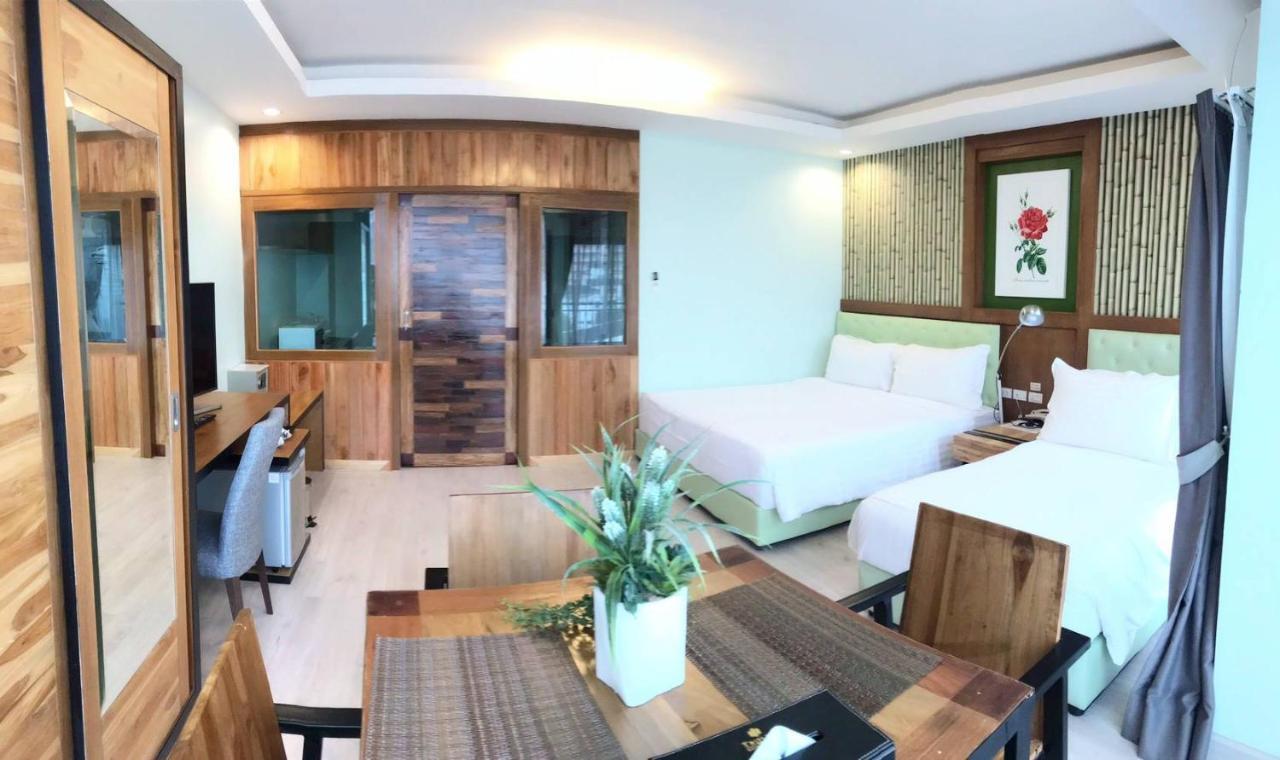 Triple B Boutique Residence Si Racha Exteriör bild